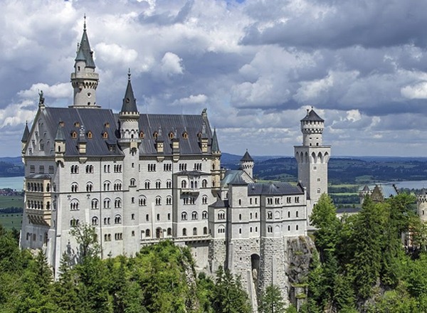 Замок Нойшванштайн