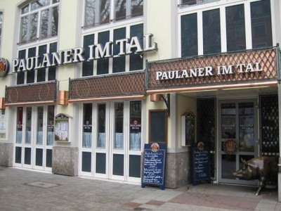 Paulaner im Tal